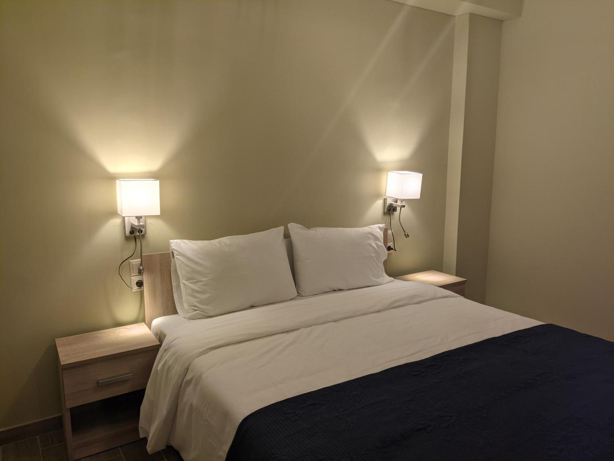 Aristo Central Apartments อิโออันนินา ภายนอก รูปภาพ