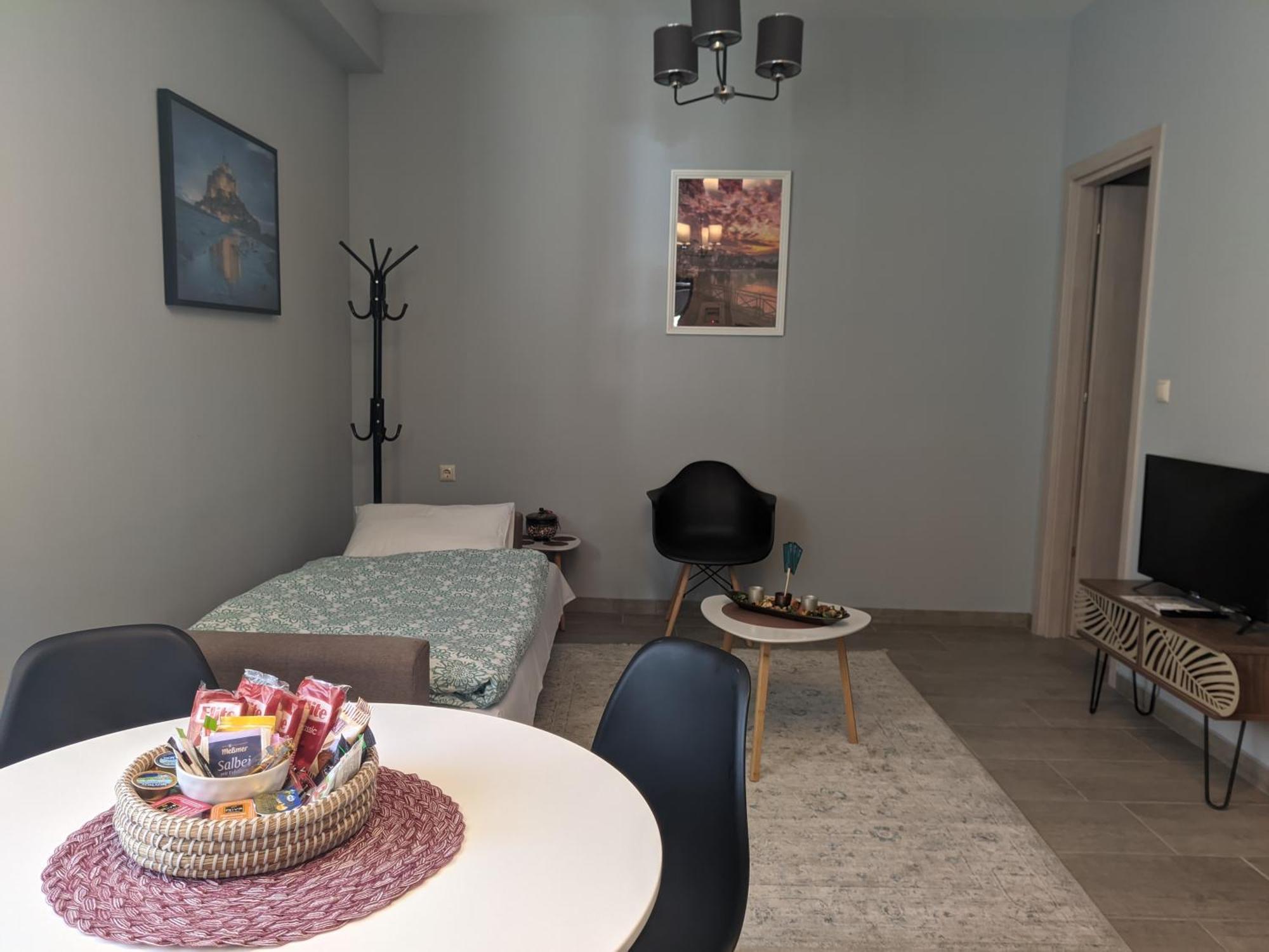 Aristo Central Apartments อิโออันนินา ภายนอก รูปภาพ